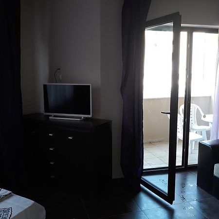 Private Apartments In Hotel Dolce Vita Zlate písky Exteriér fotografie