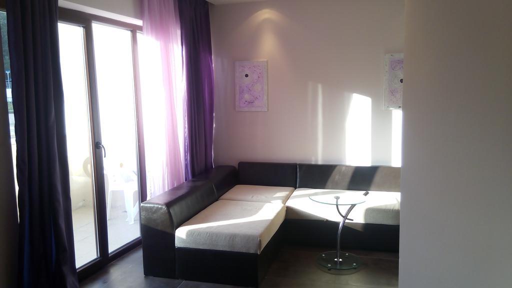 Private Apartments In Hotel Dolce Vita Zlate písky Exteriér fotografie