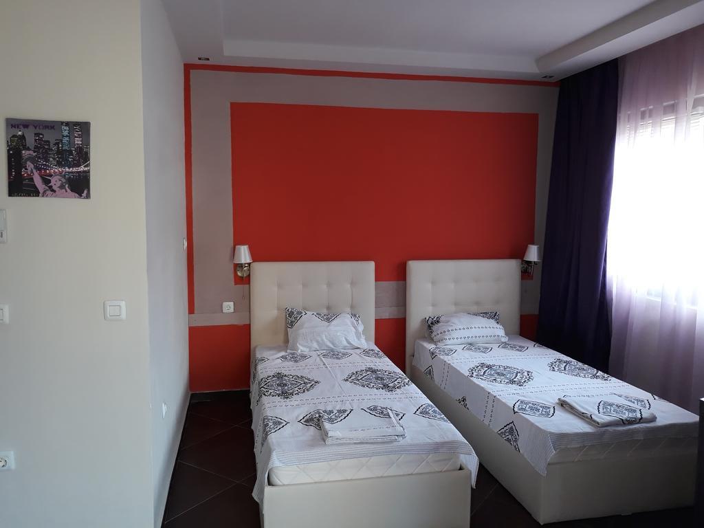 Private Apartments In Hotel Dolce Vita Zlate písky Exteriér fotografie