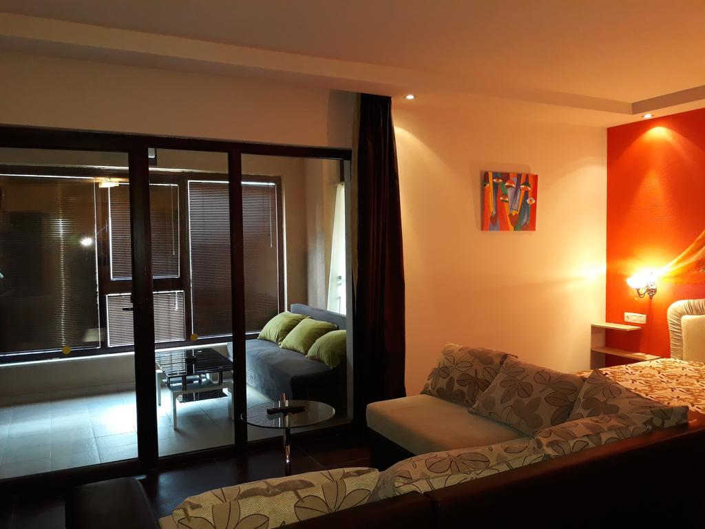 Private Apartments In Hotel Dolce Vita Zlate písky Exteriér fotografie